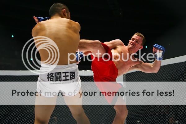 Chase Beebe (Daniel Herbertson & Sherdog)