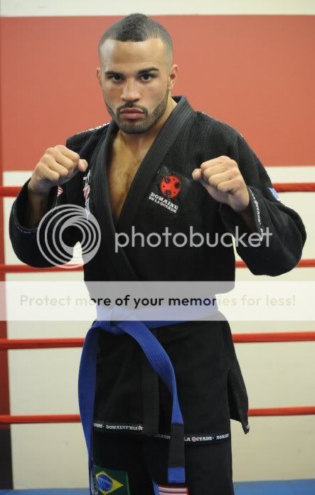 Chris Lozano blue belt (Chris Lozano)