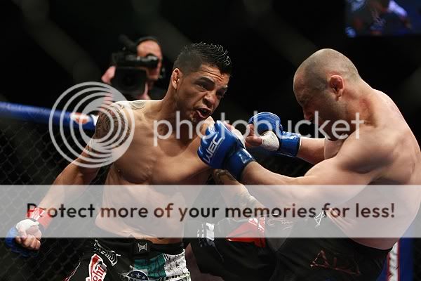 Leonard Garcia vs. Manny Gamburyan (Dave Mandel & Sherdog)