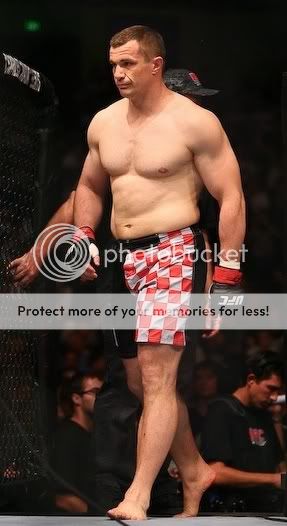 Mirko Cro Cop walks into cage (Daniel Herbertson & Sherdog)