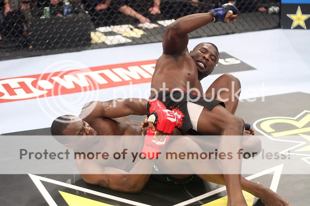 Ovince St. Preux vs. Antwain Britt (Strikeforce)