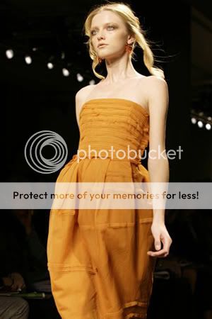 tomara caia bottega veneta 02g 1 Vestidos Tomara que caia 2009