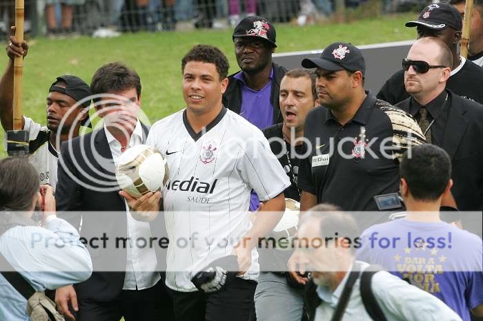 Ronaldo Ronaldo Camisa Corinthians Apresentação